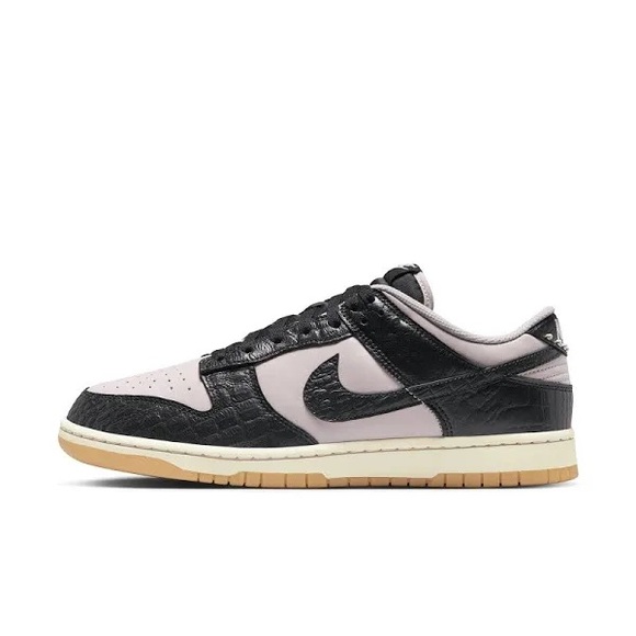 Nike Dunk Low Violet Croc - Picture 1 of 12